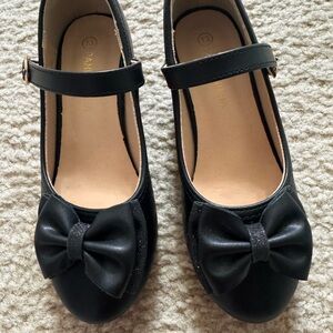 Black Mary Jane Shoes with Bow